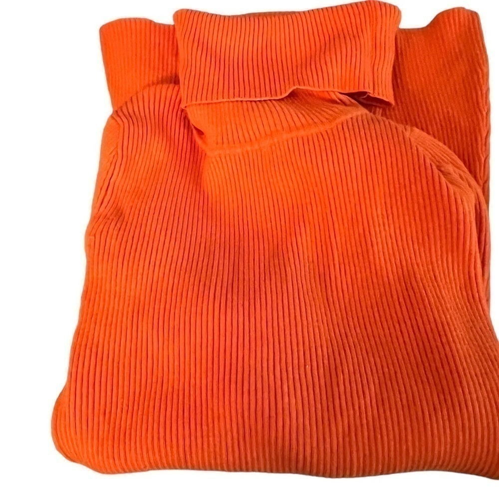 Ribbed cotton blend orange turtleneck from Strawberry, S.